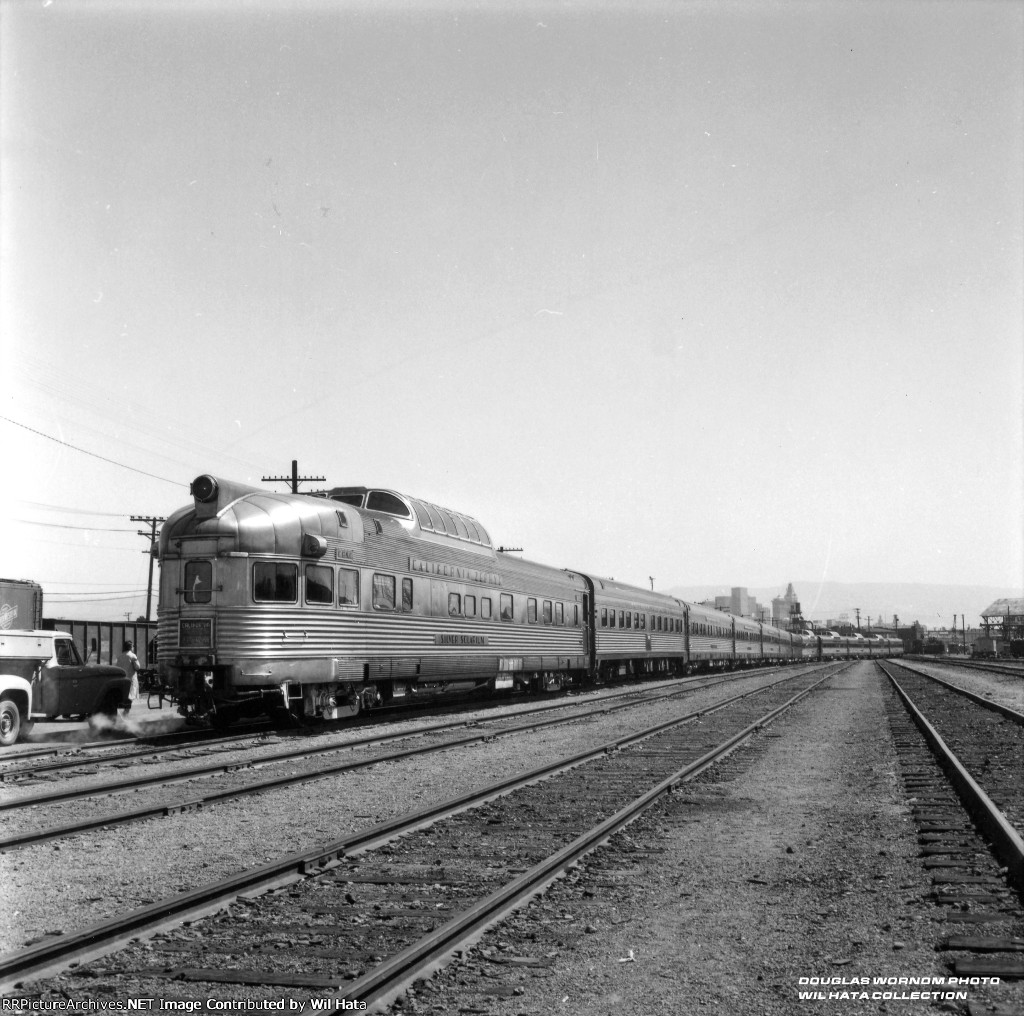 CB&Q Dome 3-1-Lou-Obs. 377 "Silver Solarium"